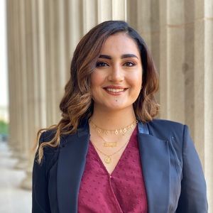 Meet your Posher, Lanya